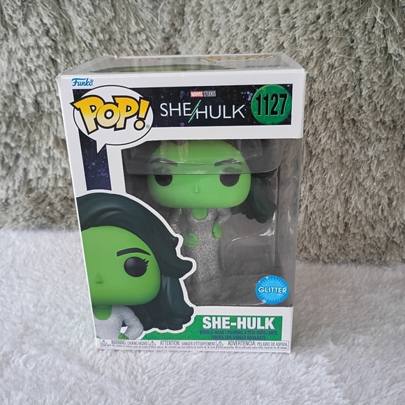 SHE HULK GLITTER #1127 MARVEL STUDIOS FUNKO POP 2022 - Picture 1 of 9
